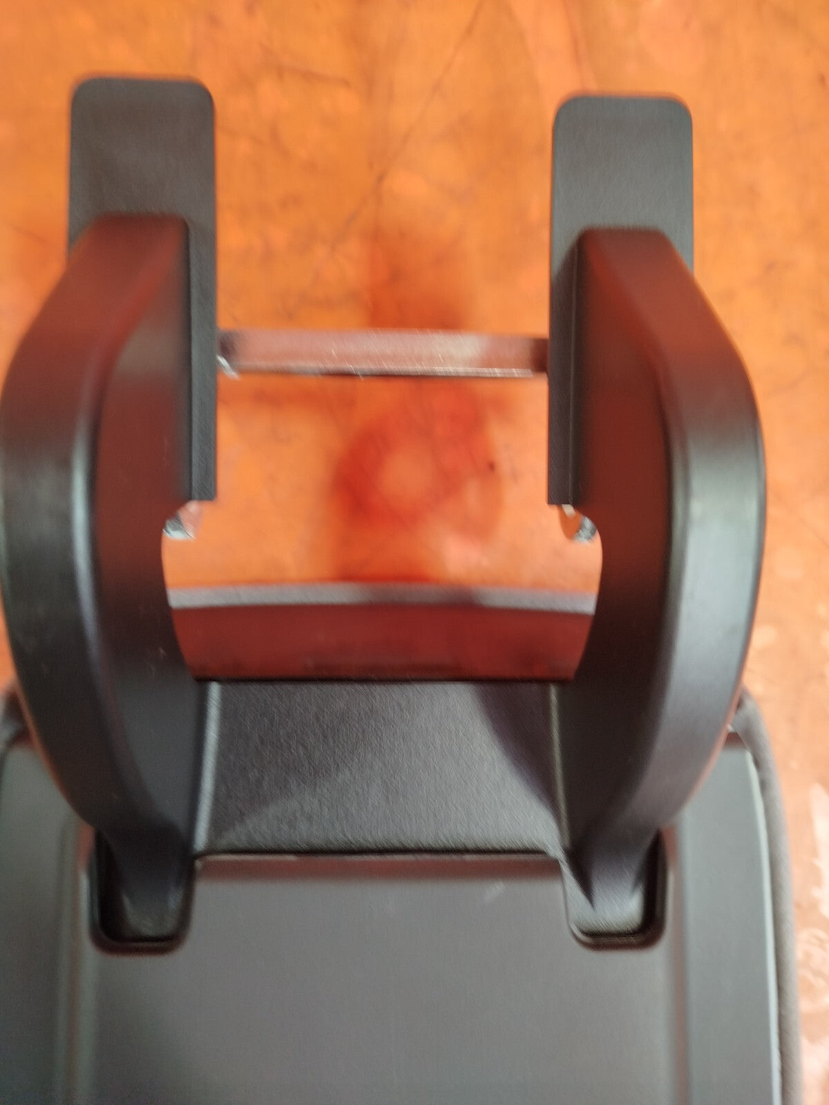 ✅CUPRA BORN V2 Ev 2023 CENTRE CONSOLE ARMREST Warranty A272 - Image 5