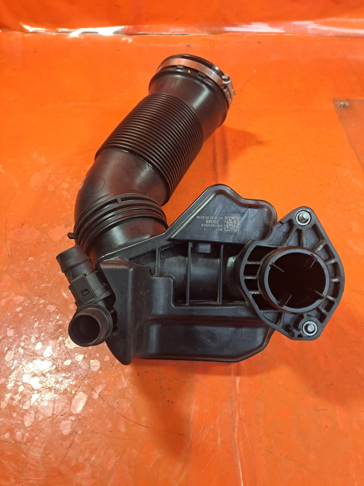 ebay-src:https://i.ebayimg.com/00/s/mtywmfgxmjaw/z/mbsaaeswwqlpnmu6/$_57.jpg