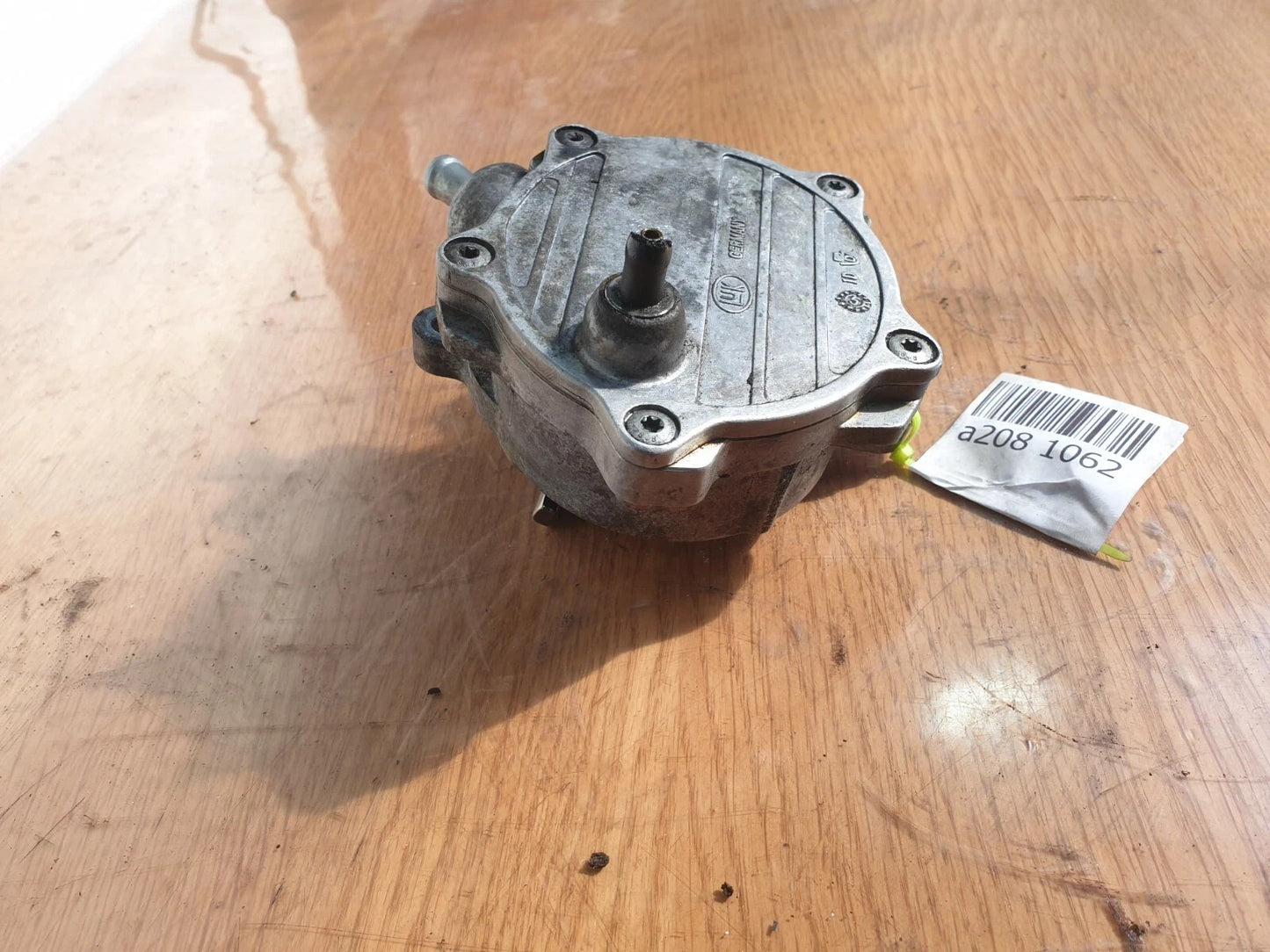 ebay-src:https://i.ebayimg.com/00/s/mtiwmfgxnjaw/z/4pqaaesw9abqyazt/$_57.jpg