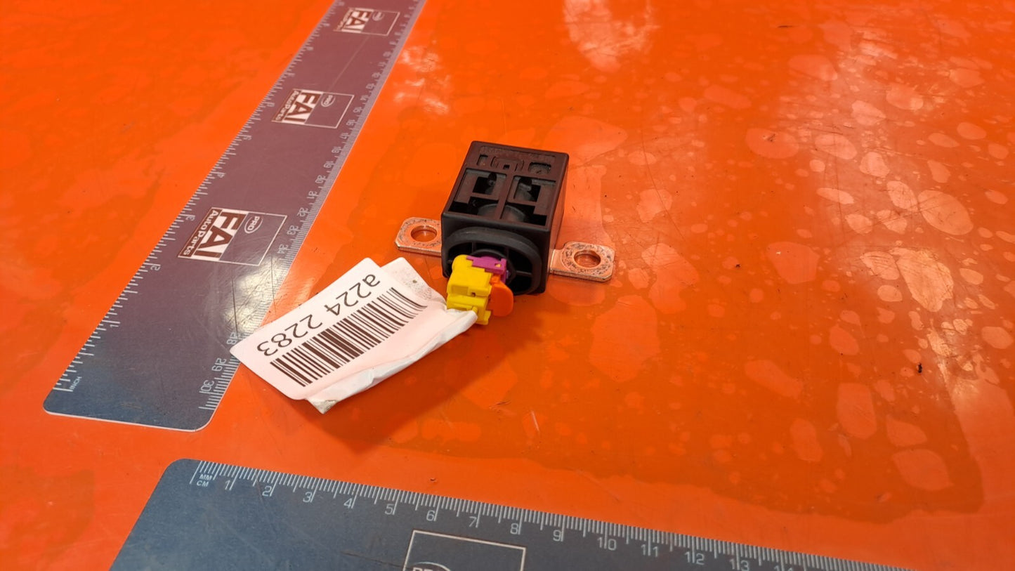 2010 AUDI Q7 S-LINE 3.0D BATTERY CHARGING RELAY 4E0915519 + WARRANTY A224 - Image 3