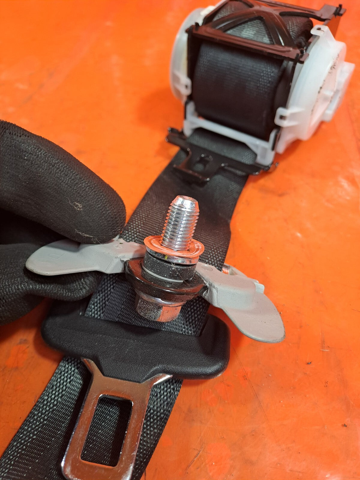 ✅2016 SSANGYONG TIVOLI ElX 1.6D REAR RIGHT SEAT BELT 75607-35000 + WARRANTY A279 - Image 5