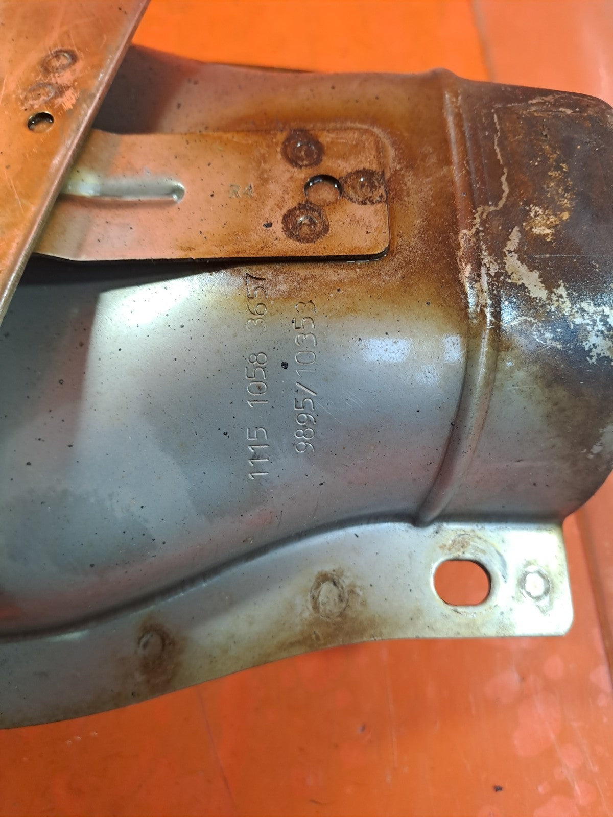 ✅2016 MERCEDES GLA X156 REAR EXHAUST COVER TIP PAIR A1564900127 A1564900027 A334 - Image 4