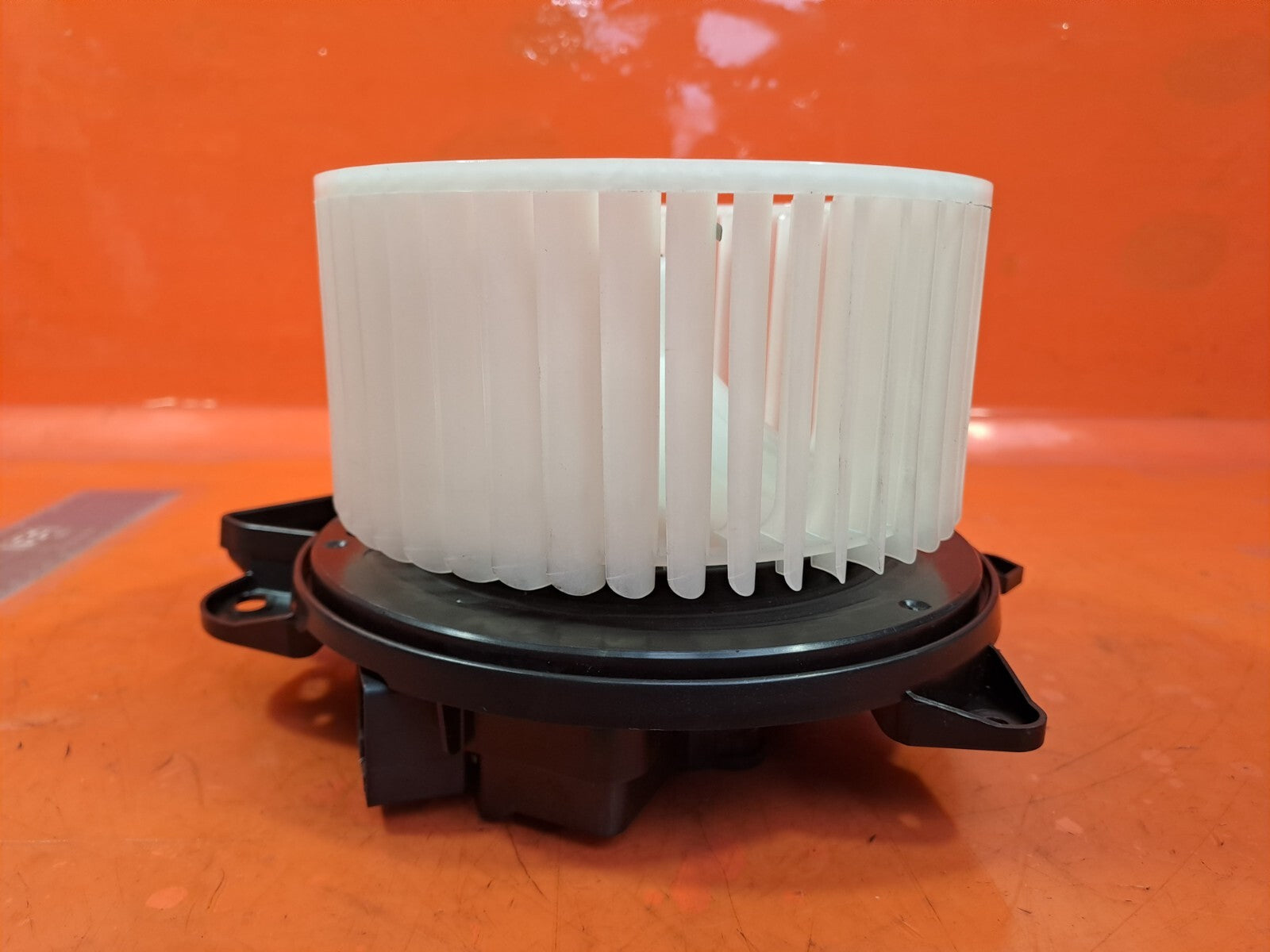 TESLA MODEL 3 LONG 2024 HEATER BLOWER FAN MOTOR 1539475-00-A Warranty A207 - Image 2