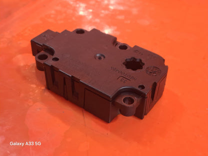 ebay-src:https://i.ebayimg.com/00/s/mtiwmfgxnjaw/z/mcuaaeswyg1o-gr5/$_57.jpg