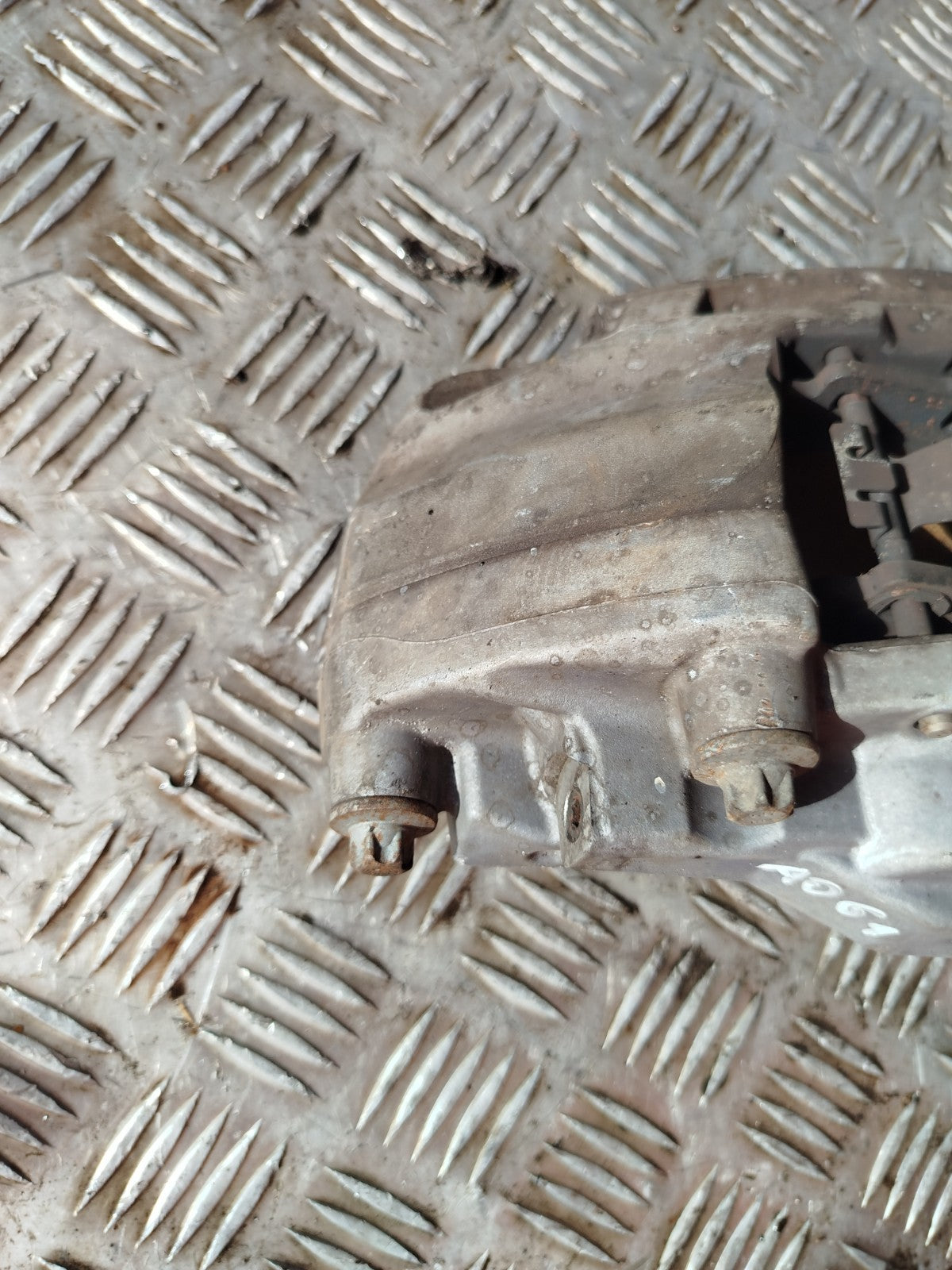 2015 Mercedes W205 C200 AMG Brake Caliper Front Left Warranty A061 - Image 4