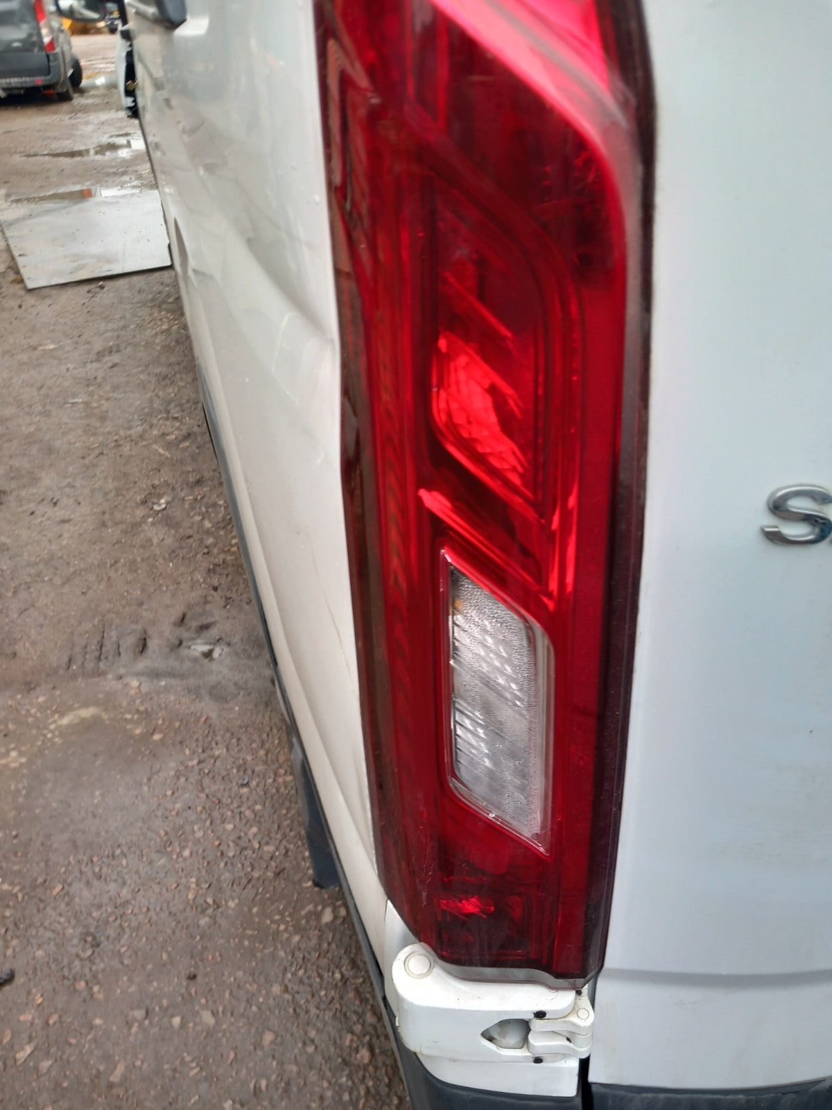 2023 Maxus Deliver 9 Rear Left Tail Light Warranty A425 - Image 3