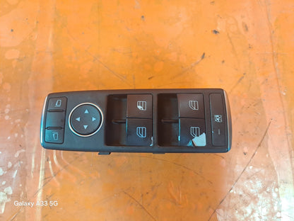 ✅Mercedes B180 W246 2012 1.8 Diesel FRONT RIGHT WINDOW SWITCH A1669054300 A299 - Image 2