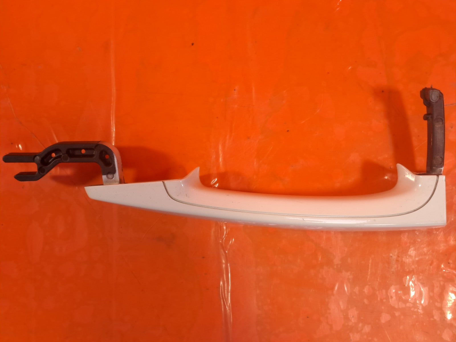 ✅BMW F33 420D M SPORT 2.0 DIESEL 2015 EXTERIOR DOOR HANDLE WHITE Warranty A367 - Image 3