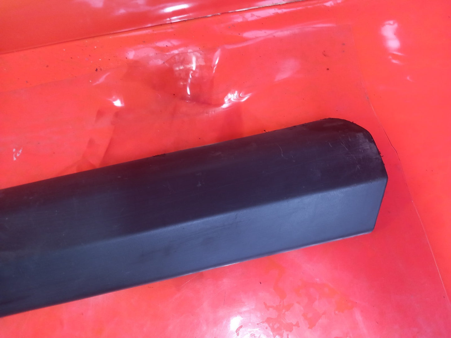 Citroen Berlingo 650 1.5 Diesel 2020 Front Right Door Lower Molding 9808747077 - Image 7