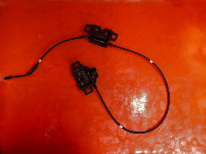 Land Rover Defender L663 3.0 Diesel 2025 Bonnet Catch Latch Lock 5H2216700CH - Image 4