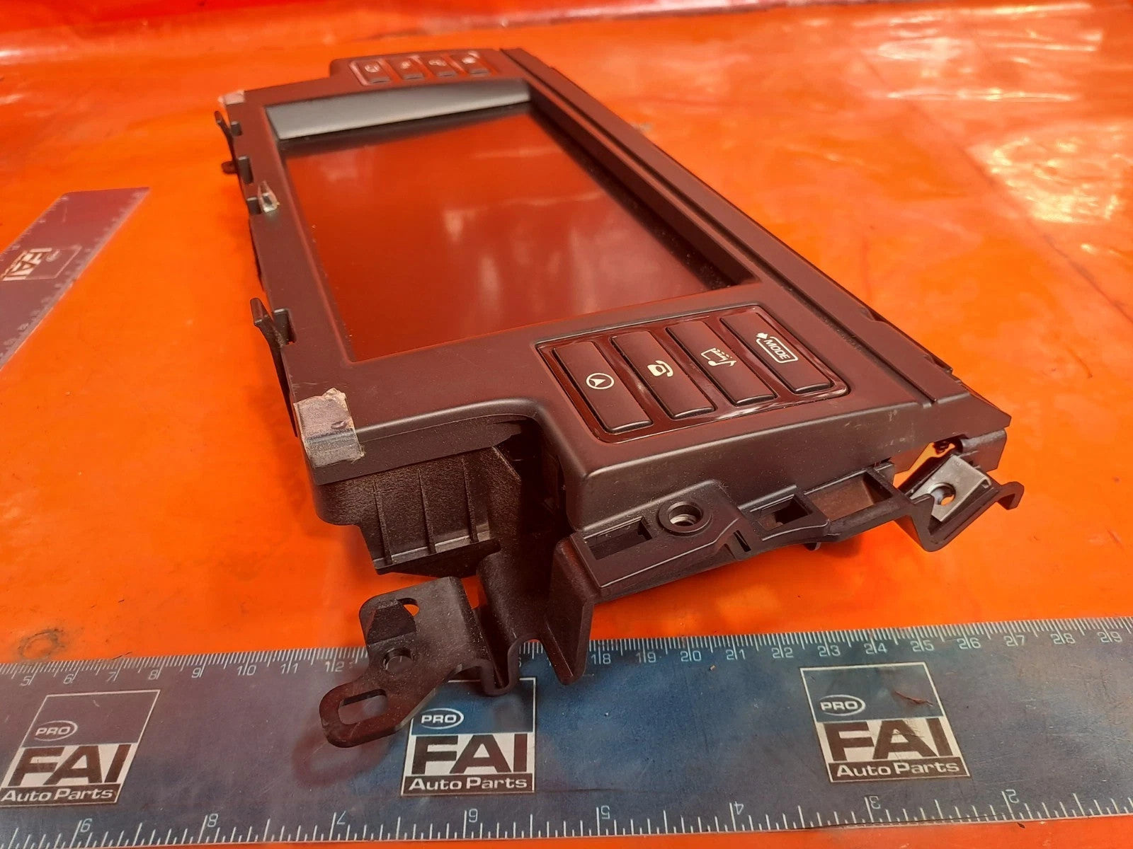 ebay-src:https://i.ebayimg.com/00/s/mtiwmfgxnjaw/z/kuqaaeswakzp~fi0/$_57.jpg