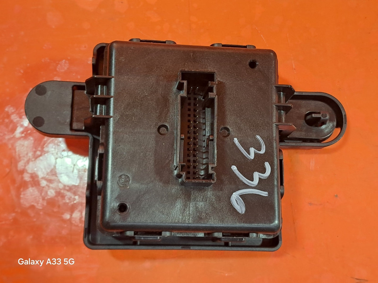 ebay-src:https://i.ebayimg.com/00/s/mtiwmfgxnjaw/z/awkaaeswn8npg589/$_57.jpg