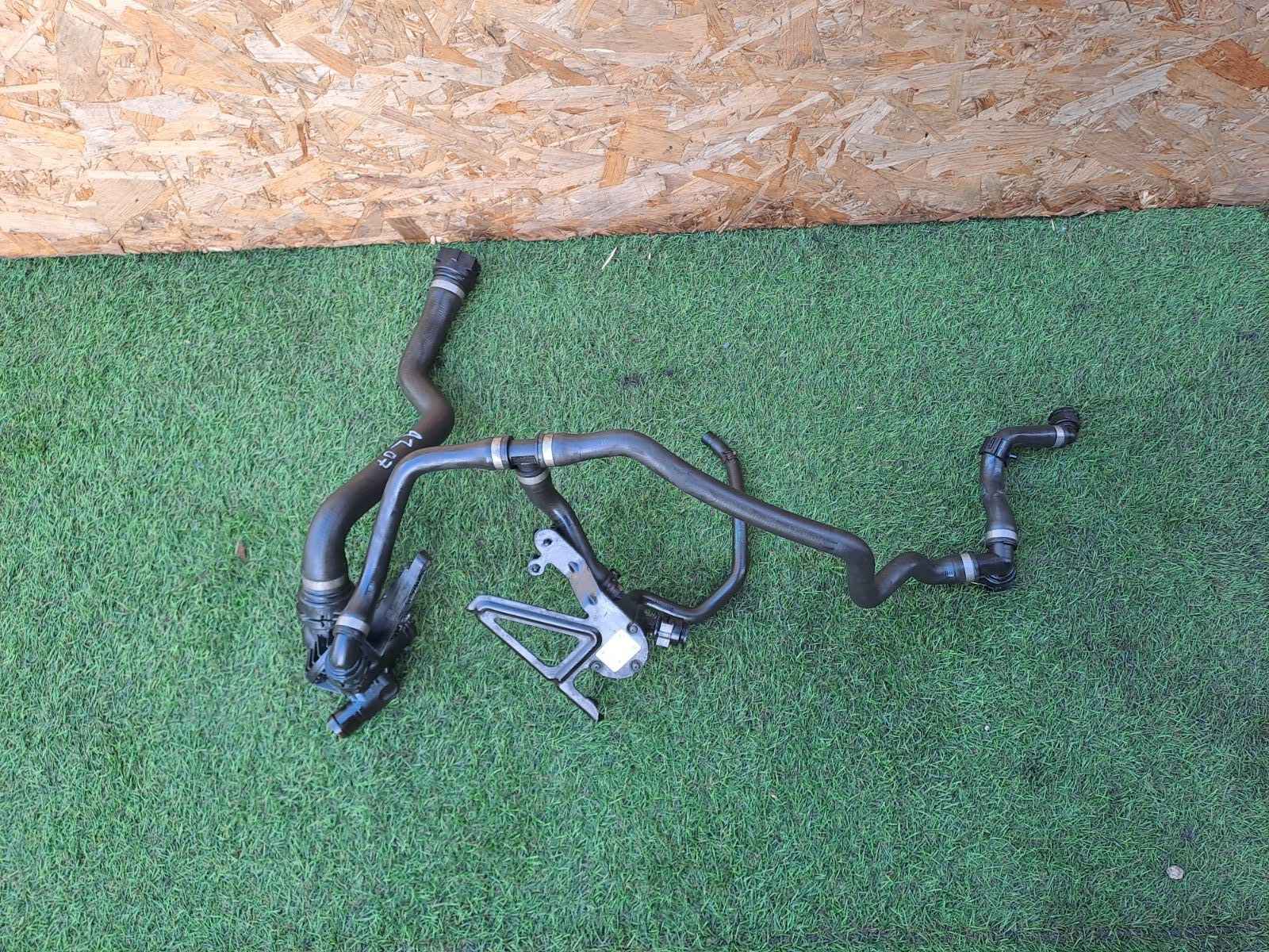 2013 BMW 1 SERIES F20 SPORT 1.6P AUXILLARY WATER PUMP 7629918 + WARRANTY A233 - Image 1