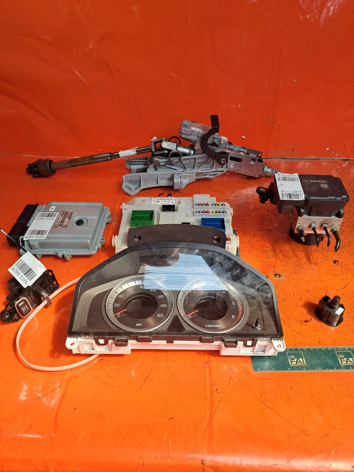 ✅Volvo Xc60 Se Awd 2012 2.4 Diesel MANUAL ENGINE ECU KIT 31318268 31336983 A289 - Image 2