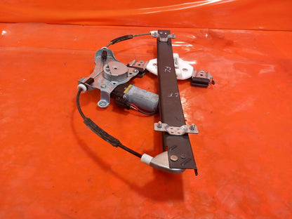 2018 Ssangyong Korando ELX Window Regulator Motor Front Left 98810-CZ010 A329 - Image 5