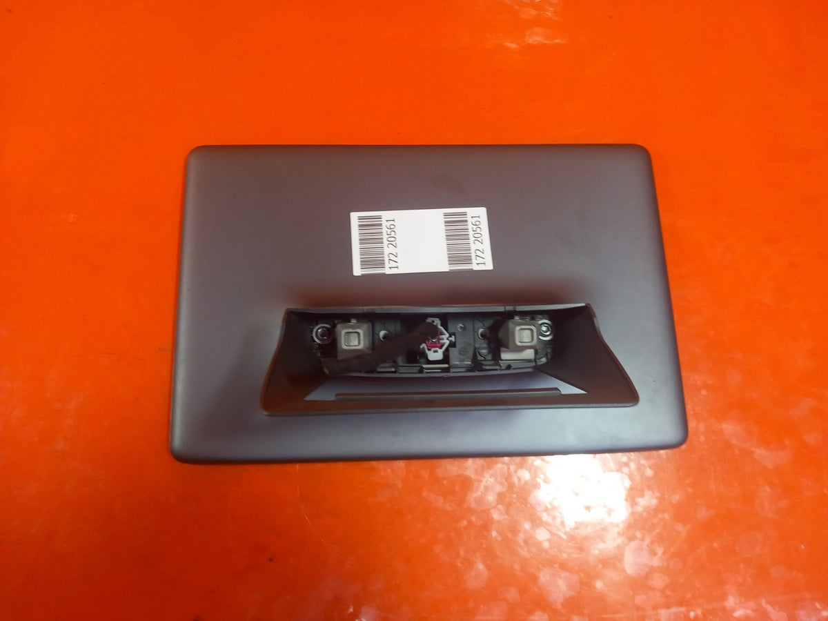 Tesla Model Y 2022 Multifunction Display Screen Warranty A172 - Image 7