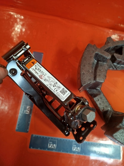 ✅FORD FOCUS ST 2.3 PETROL 2020 CAR JACK KIT JX7C17A078AA KX7C19G381AA Warranty - Image 6