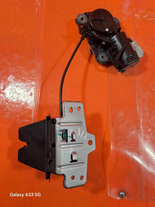 ✅2023 POLESTAR 2 LONG RANGE TAILGATE BOOT LOCK + WARRANTY A312 - Image 1