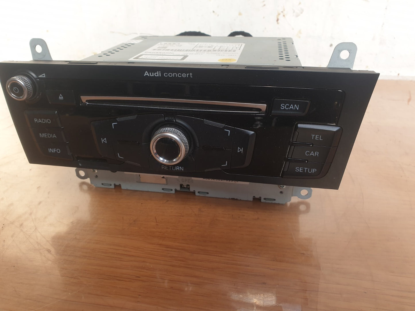 2012 AUDI A5 S LINE 2.0D MULTIMEDIA RADIO CD PLAYER HEAD UNIT 8R2035186 A218 - Image 4