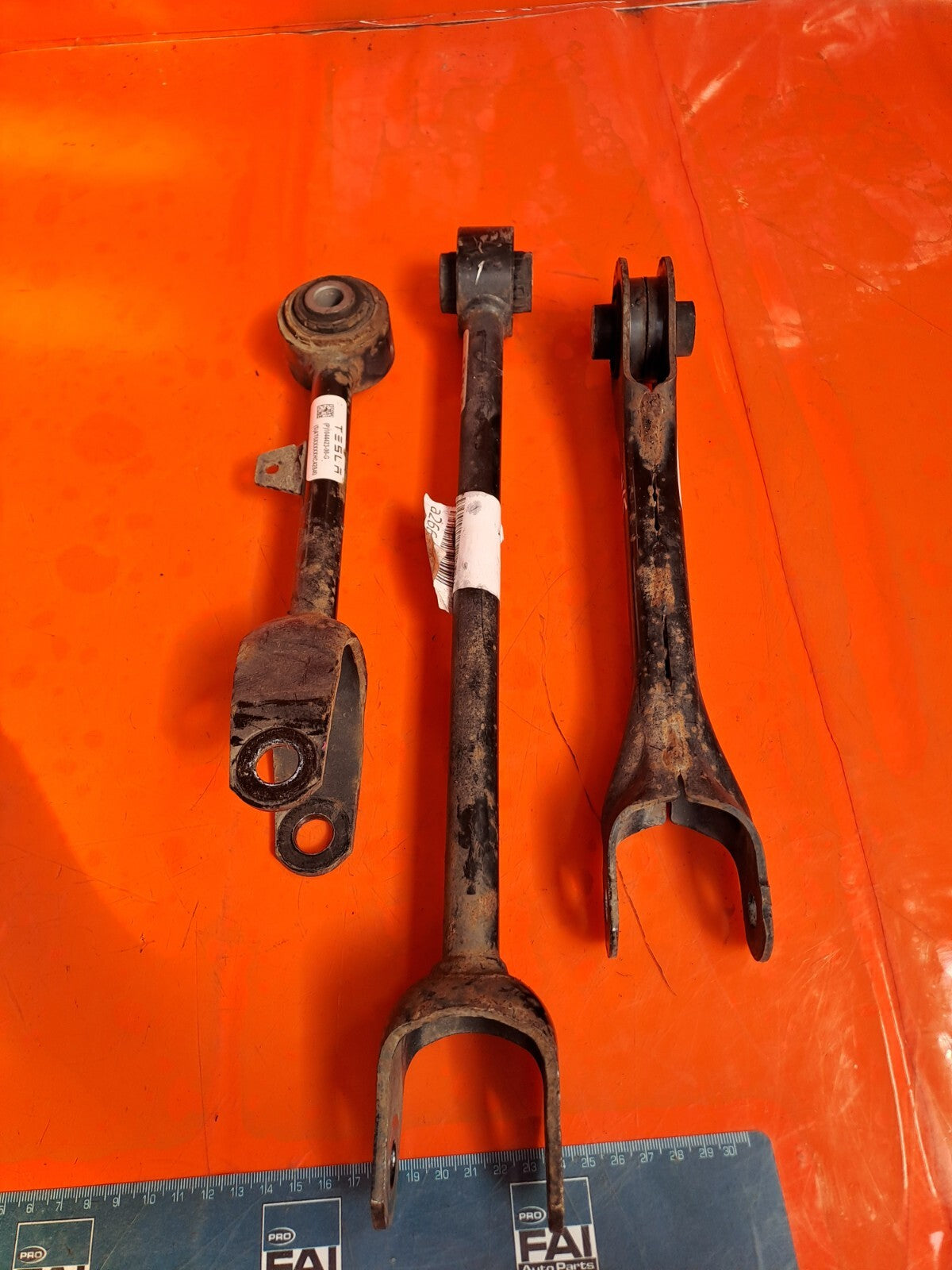 ✅2020 TESLA MODEL 3 REAR LEFT CONTROL ARMS 104442700C 104444400A + WARRANTY A266 - Image 3