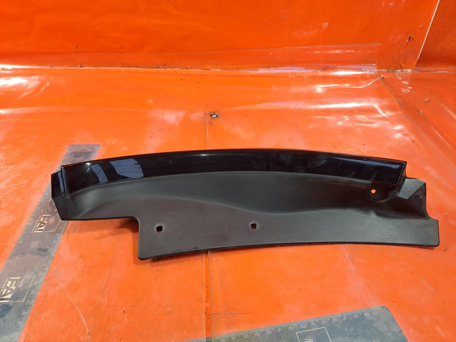 ✅2015 RENAULT ZOE DYNAMIQUE REAR RIGHT MOULDING TRIM 833300753R + WARRANTY A317 - Image 5