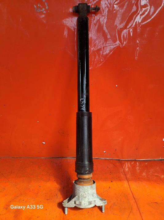✅MERCEDES A200 W176 AMG 2.1 DIESEL 2015 REAR SUSPENSION SHOCK ABSORBER A047 - Image 1