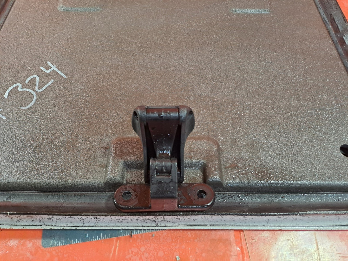 ✅VOLVO FL 5.5 DIESEL 2003 TOOLBOX HATCH COVER Warranty A324 - Image 10