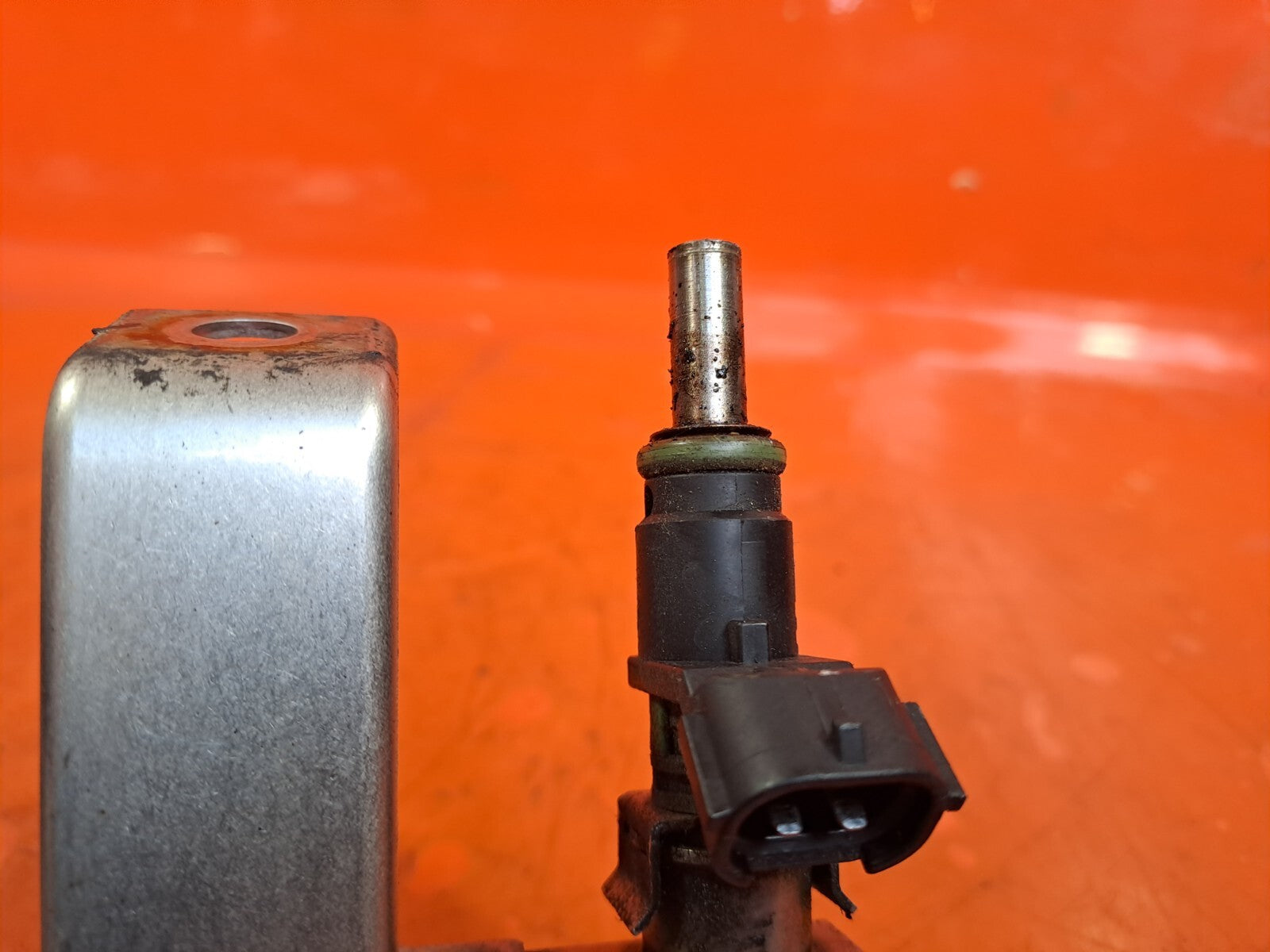 ✅SSANGYONG TIVOLI EX 1.6 PETROL 2015 FUEL INJECTORS & RAIL A1730780095 Warranty - Image 11