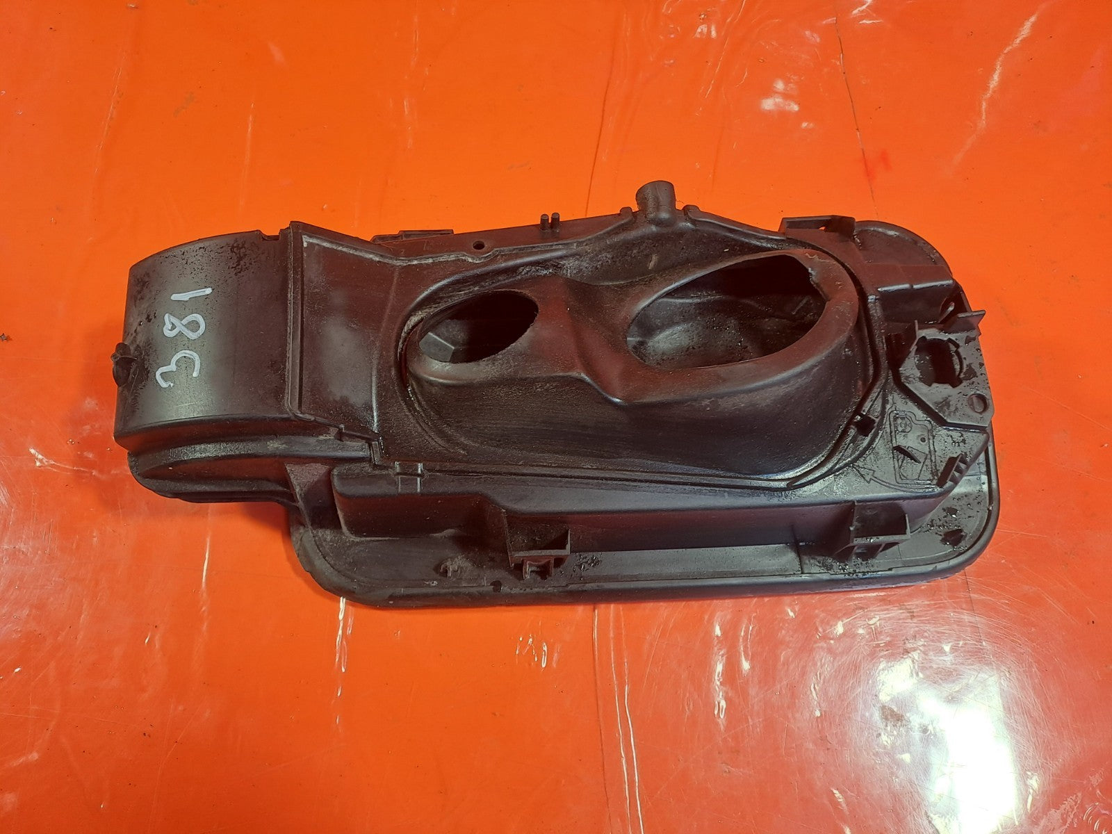 ✅Citroen Berlingo 650 1.5 Diesel 2020 Fuel Filler Flap Cover White Warranty A381 - Image 7