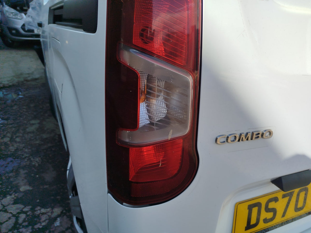 Vauxhall Combo MK4 1.5 Diesel 2020 Rear Left Tail Light Warranty A414 - Image 5