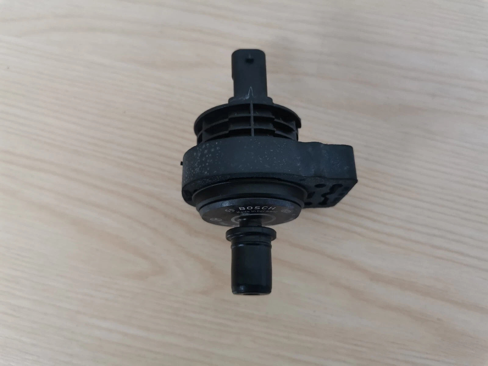 ✅Mercedes CLS 450 W257 3.0 Petrol 2019 Vacuum Purge Valve A0004703700 Warranty - Image 4