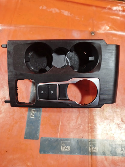 ✅FORD KUGA ST-LINE 2.5 PETROL 2025 CUP HOLDERS SWITCHES JX7BA045A66C Warranty - Image 2