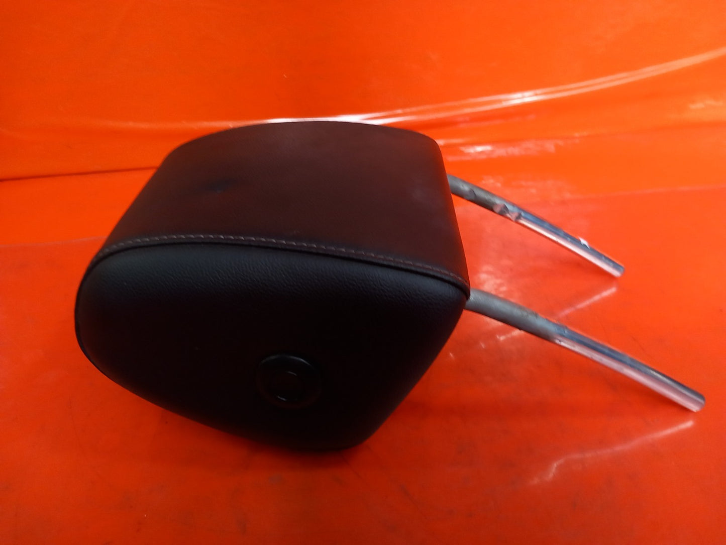 Ford B-Max Titanium 1.0 Petrol 2014 Front Headrest Warranty A285 - Image 11