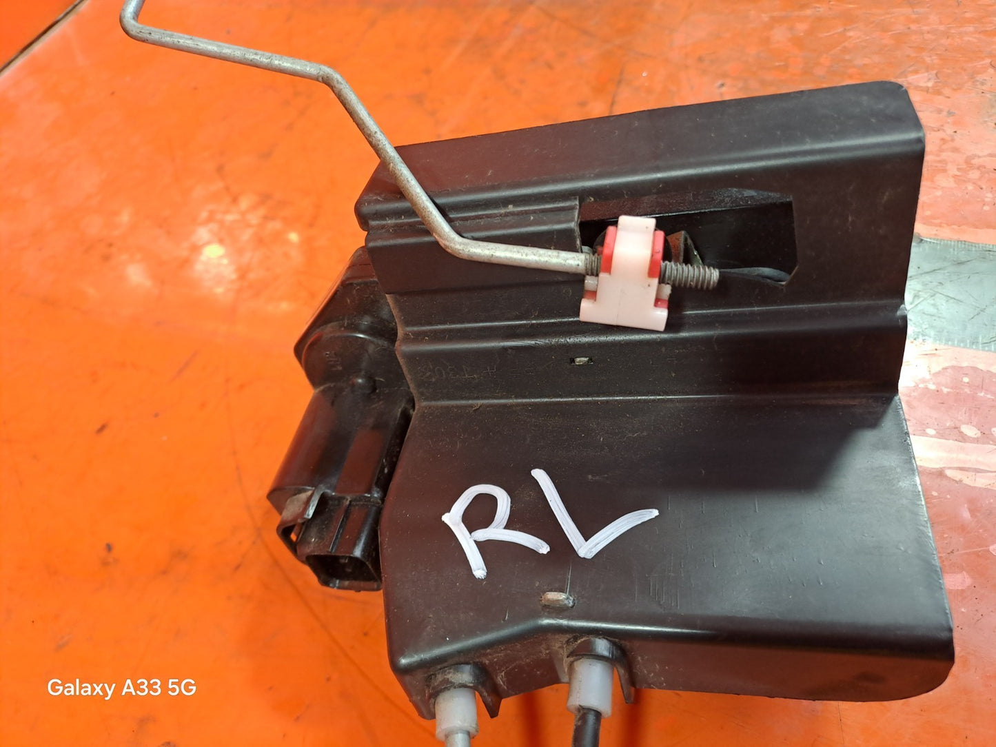 ✅SSANGYONG RODIUS TURISMO 2.2 DIESEL 2017 REAR LEFT DOOR LOCK Warranty A286 - Image 9