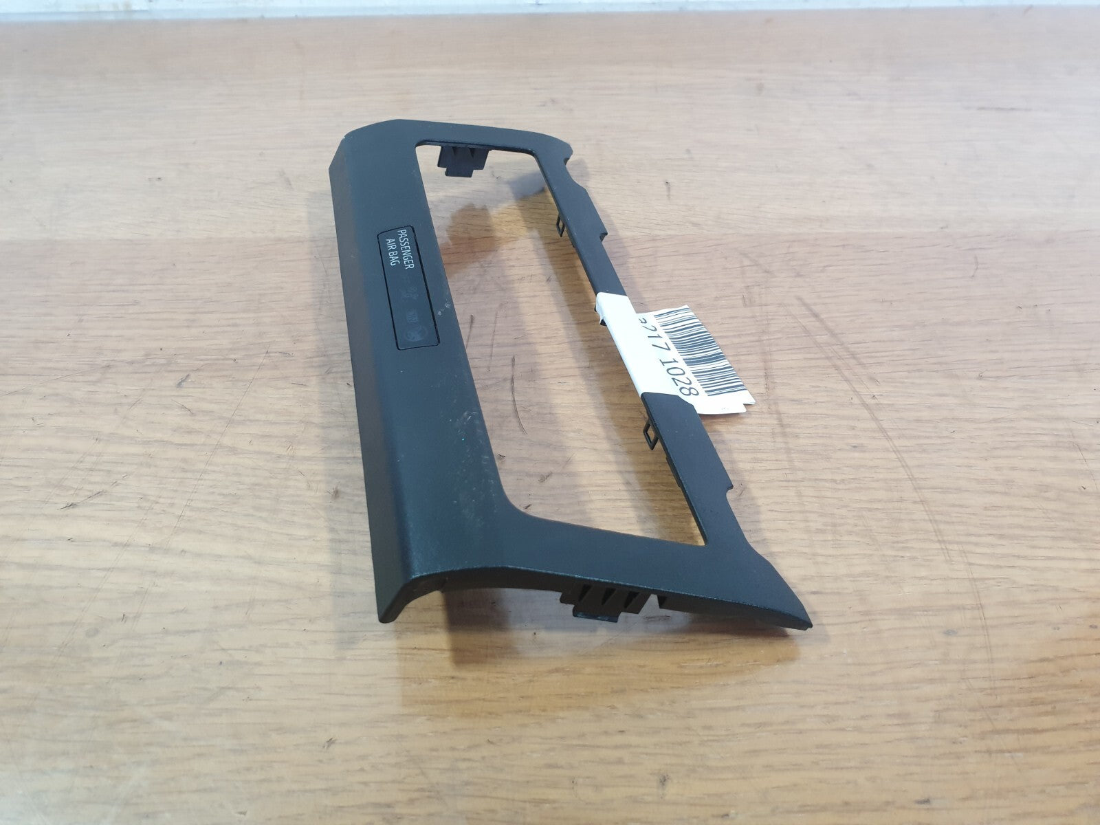 SEAT Arona Fr Tsi 1.0 Petrol 2019 HEATER CONTROL SURROUND TRIM 6F0857060B A217 - Image 5