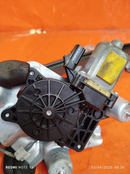 ✅SSANGYONG TIVOLI ELX 1.6 PETROL 2015 FRONT RIGHT WINDOW REGULATOR 98820X1010 - Image 11