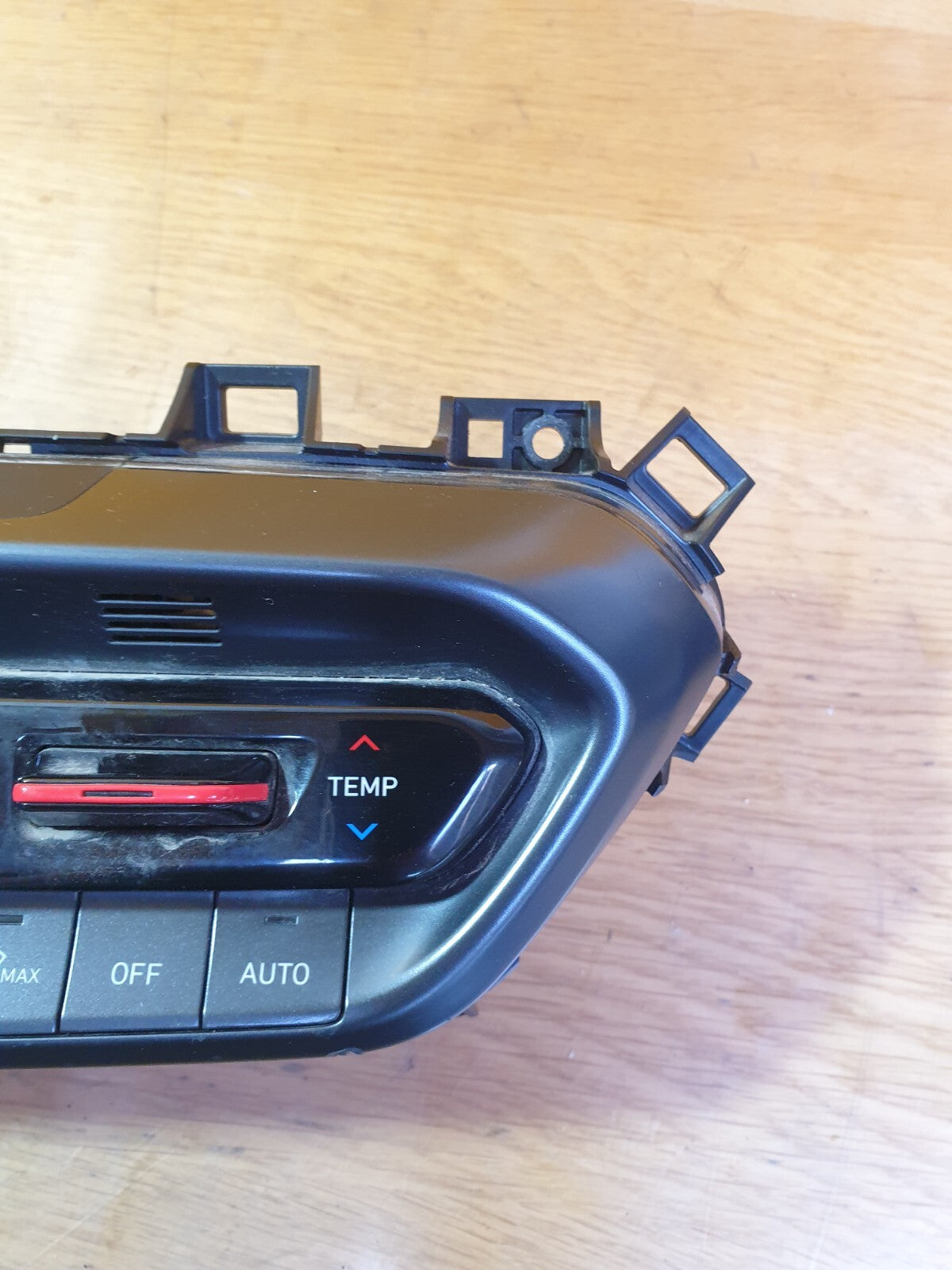 ✅2023 HYUNDAI I20 MK3 N LINE 1.0P CLIMATE CONTROL SWITCH PANEL 97250-Q0700 A189 - Image 2