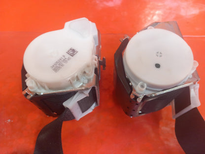 BMW F23 220D 2.0 Diesel 2016 Front Right And Left Seat Belt 7338944 7338943 A363 - Image 7