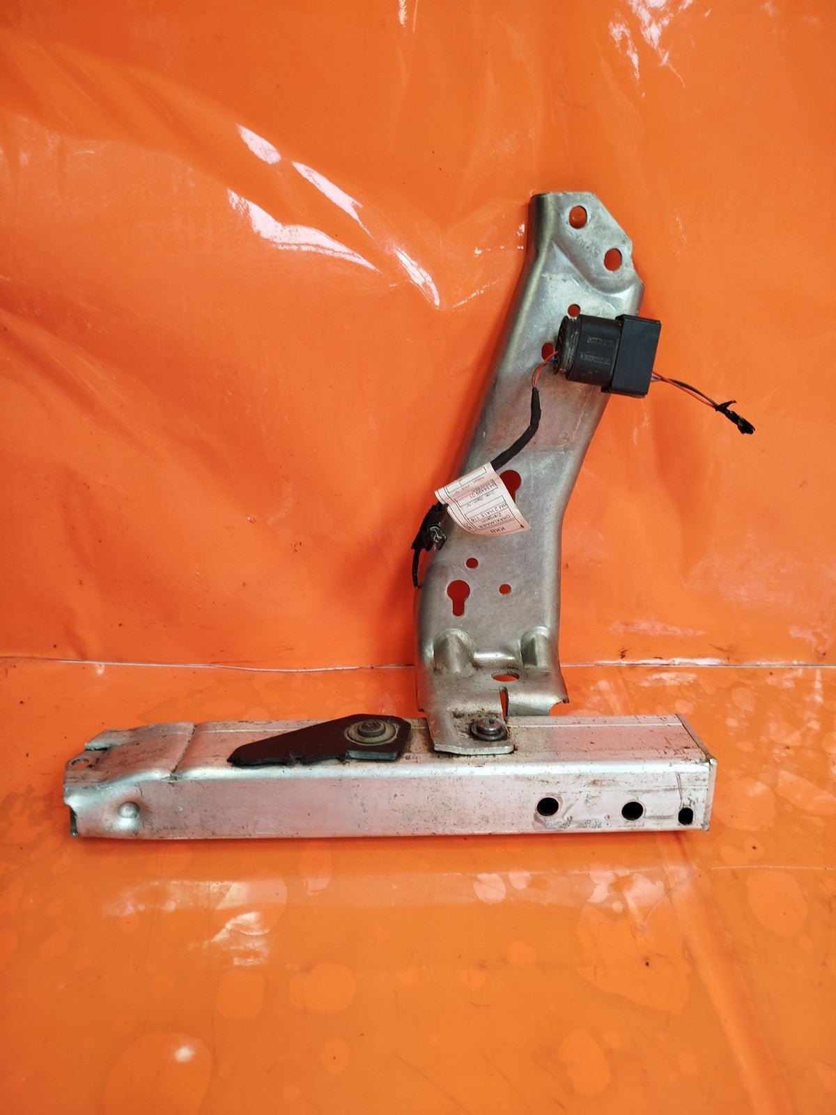✅2023 BMW 2 SERIES F44 2.0D FRONT BUMPER RIGHT BRACKET 7498085 + WARRANTY A293 - Image 2
