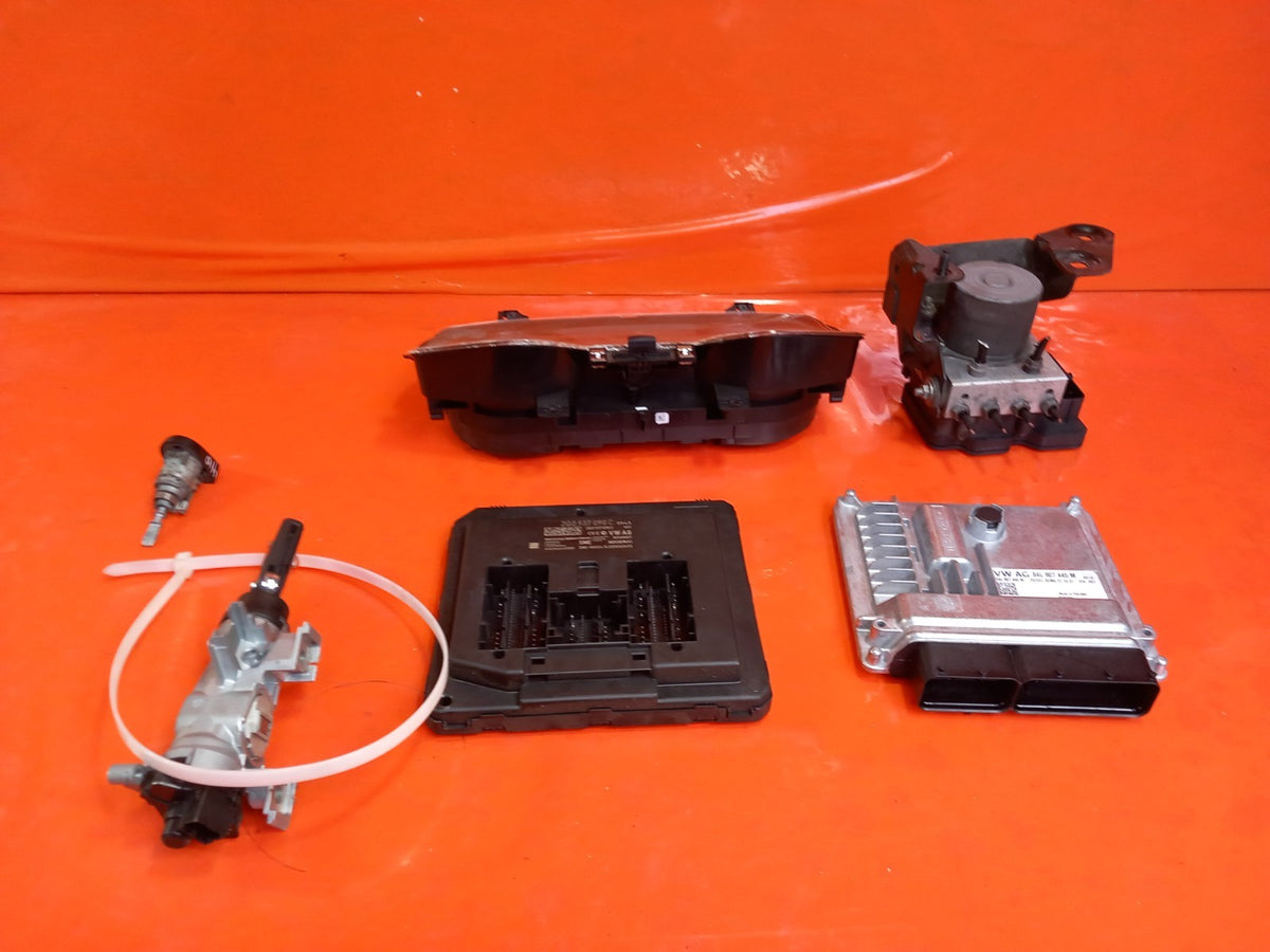 ebay-src:https://i.ebayimg.com/00/s/mtiwmfgxnjaw/z/vggaaeswry1qzmfo/$_57.jpg
