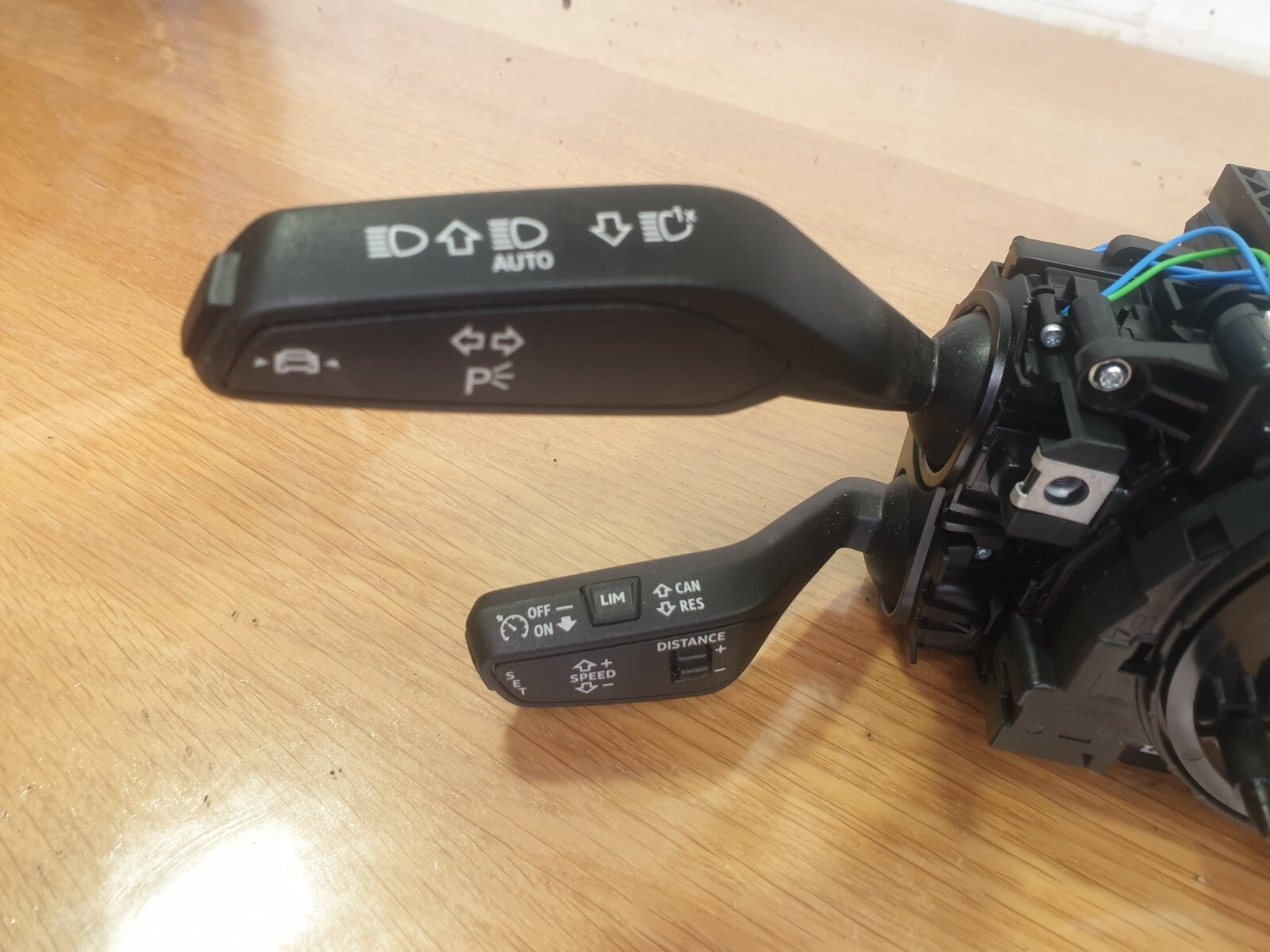 ebay-src:https://i.ebayimg.com/00/s/mtiwmfgxnjaw/z/7tkaaoswcajmt5ol/$_57.jpg