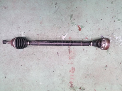 SKODA Seat VW Golf  1.4  1.2P 2016 DRIVESHAFT RIGHT SIDE 5Q0407272C - Image 1