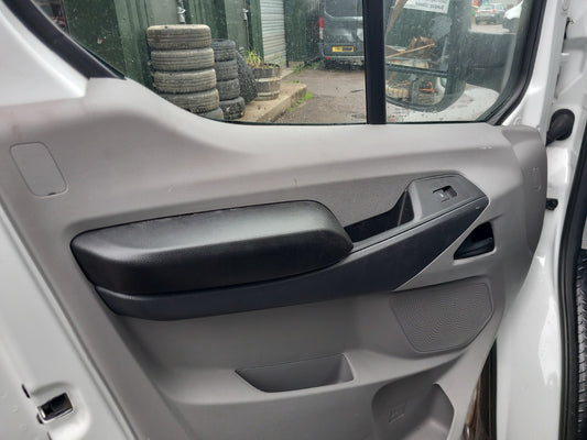 2023 Maxus Deliver 9 Front Left Door Card Panel Warranty A425 - Image 2