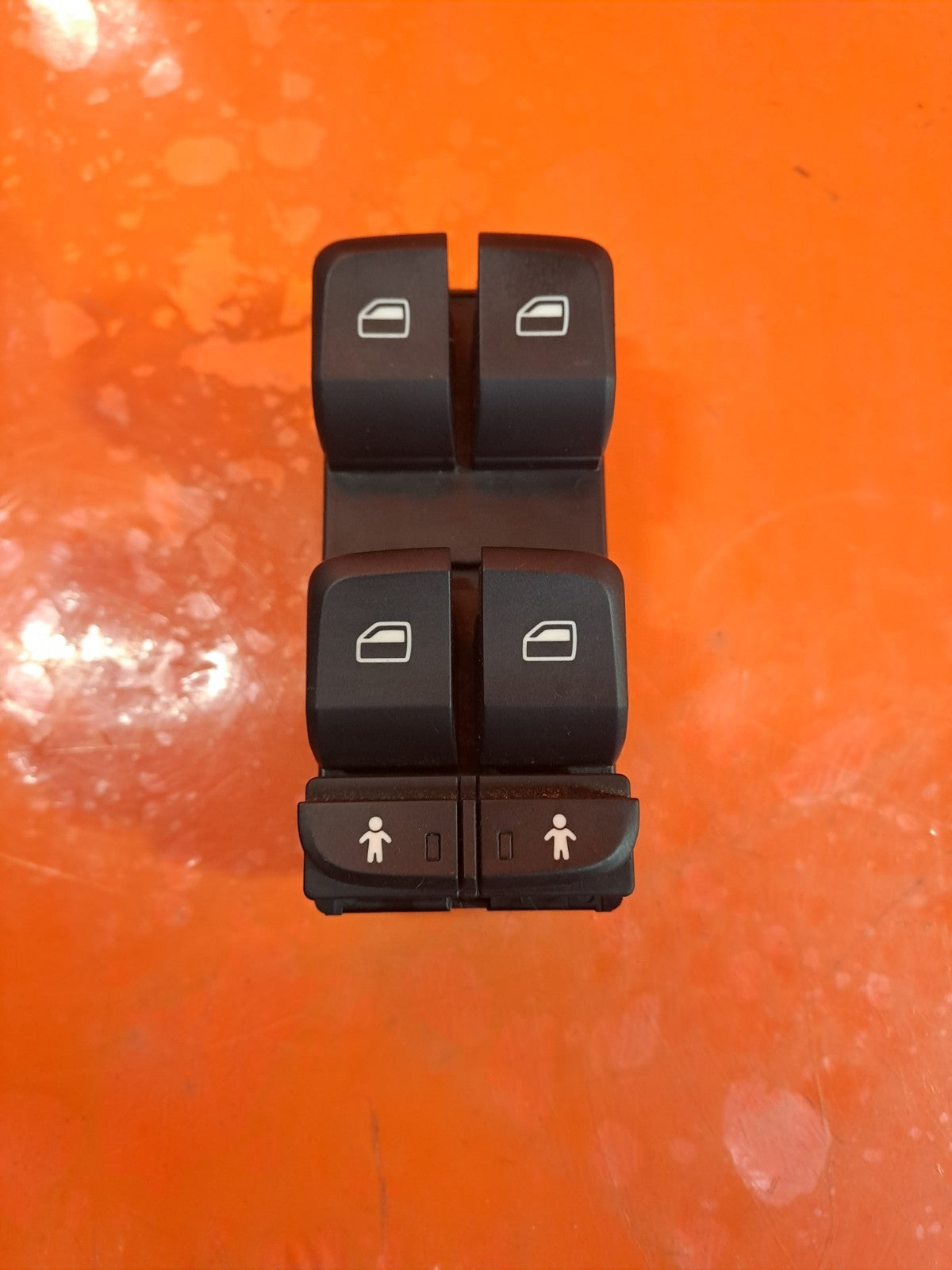 ✅AUDI A3 1.6 DIESEL 2013 FRONT RIGHT WINDOW SWITCH 8V0959851D Warranty A338 - Image 5