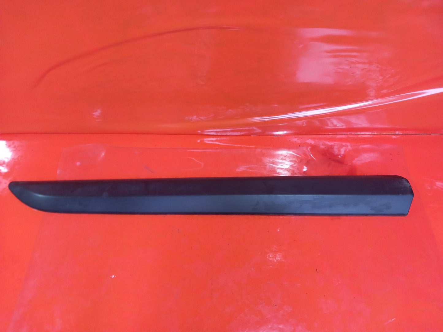 Citroen Berlingo 650 1.5 Diesel 2020 Front Right Door Lower Molding 9808747077 - Image 2