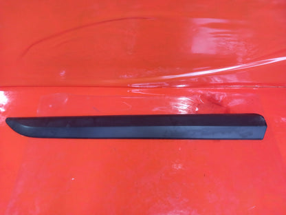 Citroen Berlingo 650 1.5 Diesel 2020 Front Right Door Lower Molding 9808747077 - Image 2