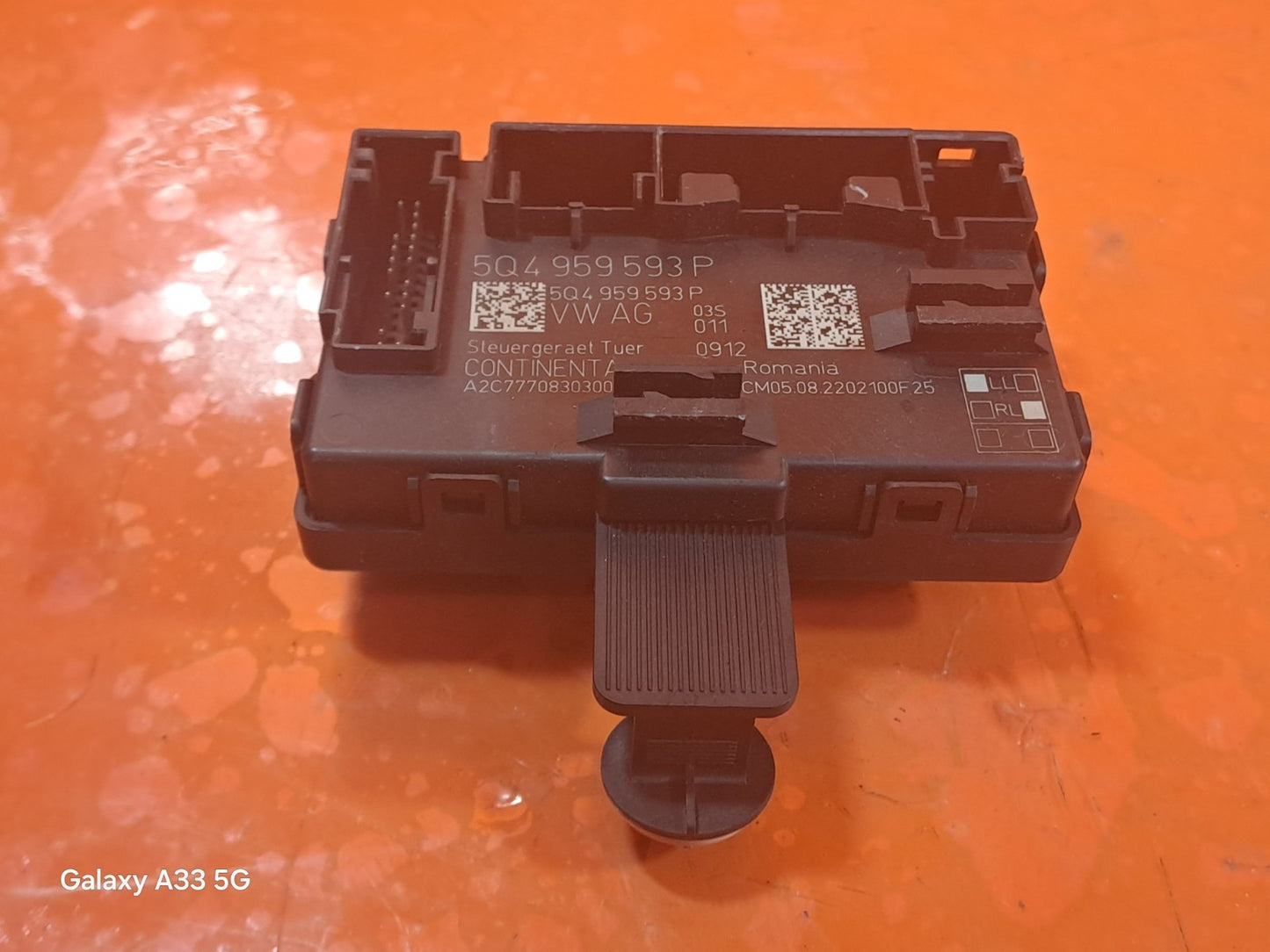 ebay-src:https://i.ebayimg.com/00/s/mtiwmfgxnjaw/z/yg8aaeswz41pb-ha/$_57.jpg