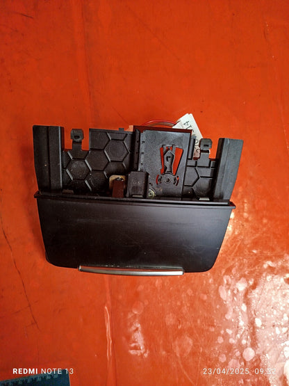 ✅AUDI Q5 S LINE 2.0 PETROL 2012 CENTRE CONSOLE STORAGE COMPARTMENT 8K0857965 - Image 2