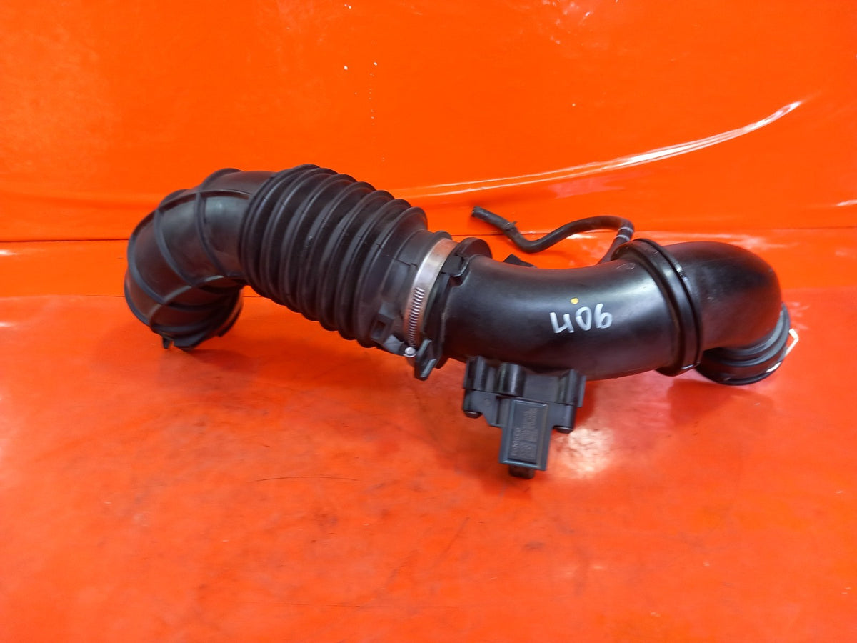 ebay-src:https://i.ebayimg.com/00/s/mtiwmfgxnjaw/z/m7iaaeswpetqibir/$_57.jpg