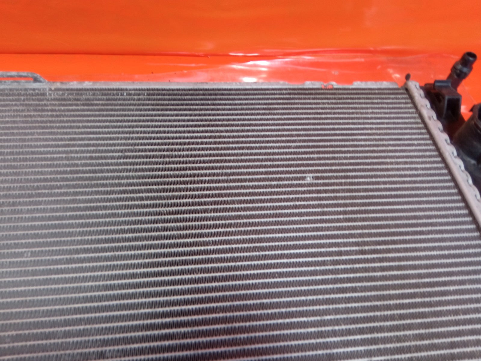 ✅2013 Mercedes E Class W212 Cooling Radiator A0995002703 + Warranty A271 - Image 4